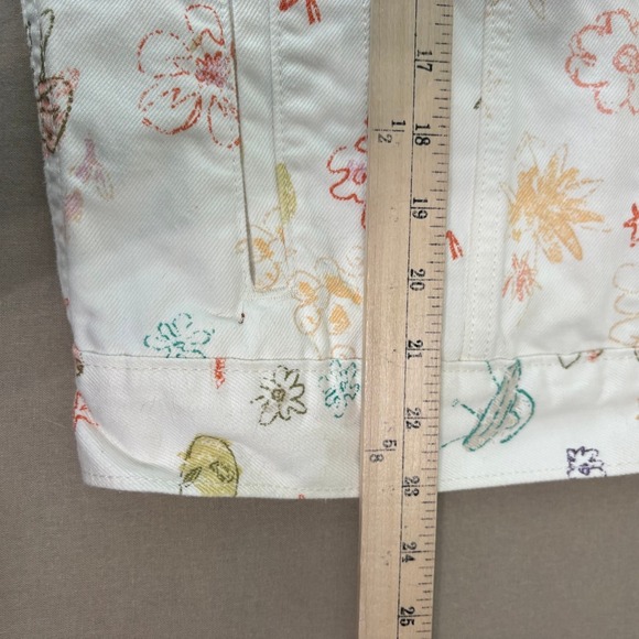 Levis Trucker Doodle Print Trucker Jacket Womens S White Floral Graphic Denim - Picture 8 of 10